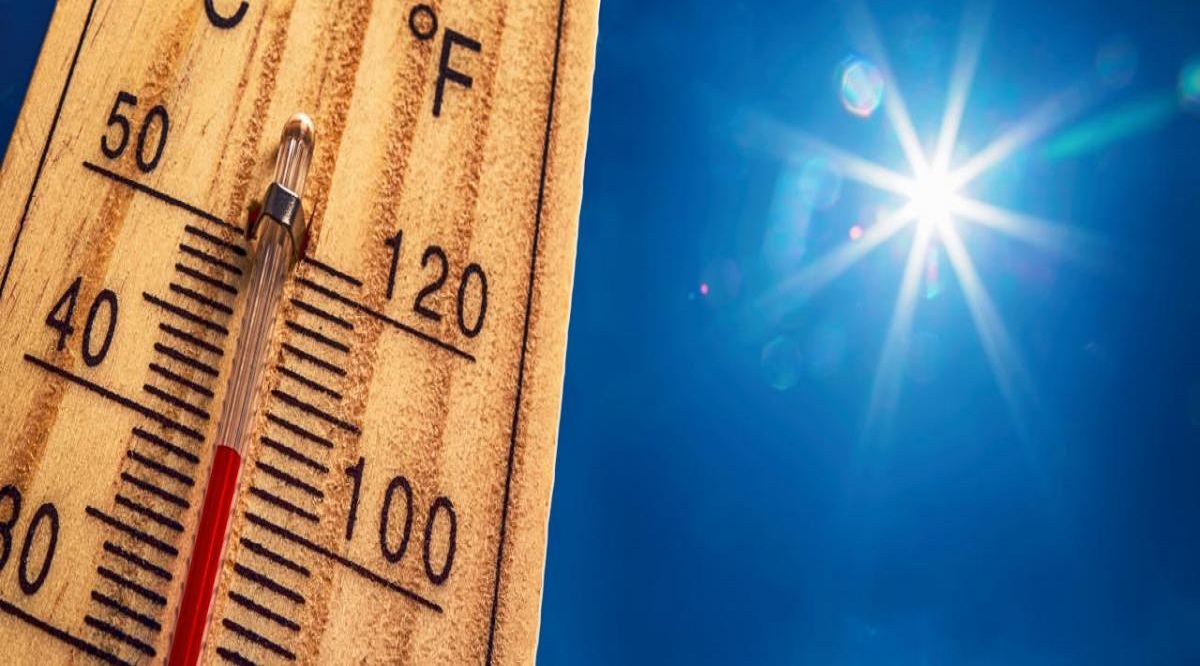 طقس الأحد: موجة الحرارة تبلغ ذروتها بهذه المناطق