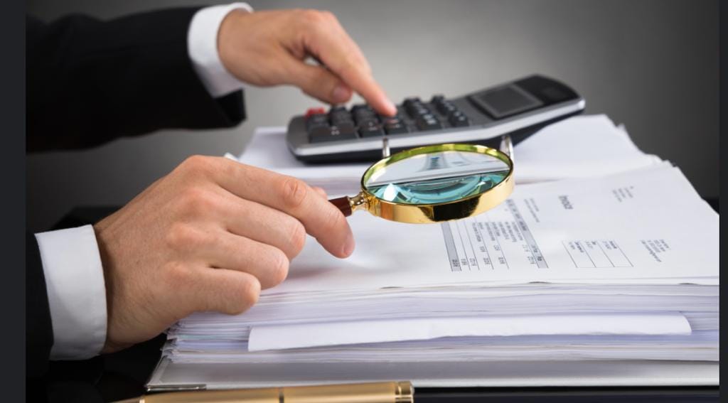 إحالة 5 أشخاص على وكيل الملك بخريبكة لارتباطهم بشبكة إجرامية للتهرب الضريبي بفواتير مزورة