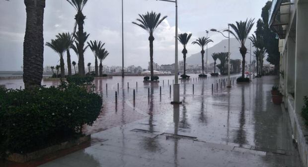 نشرة إنذارية.. الأرصاد تحذر من أمطار قوية في هذه المناطق