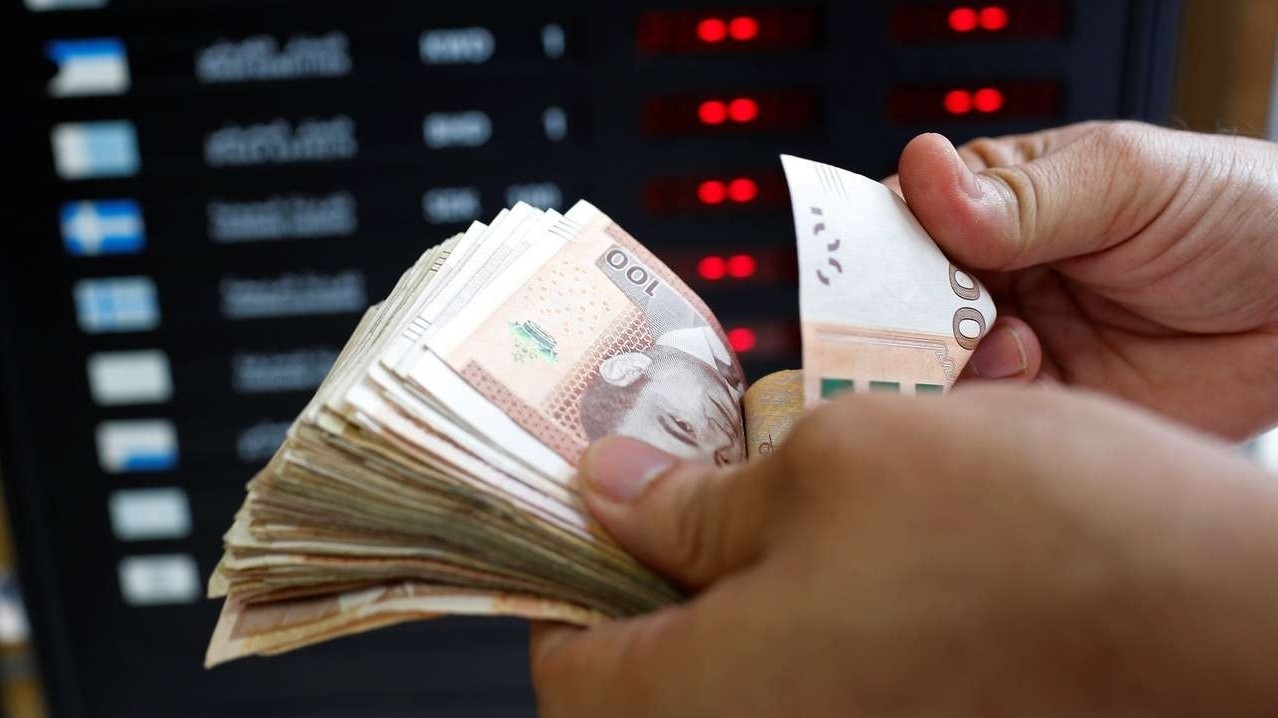 تراجع سعر صرف الأورو بالدرهم في الأسواق