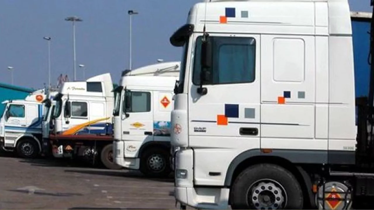 خصاص سائقي النقل الطرقي الدولي يصل إلى البرلمان