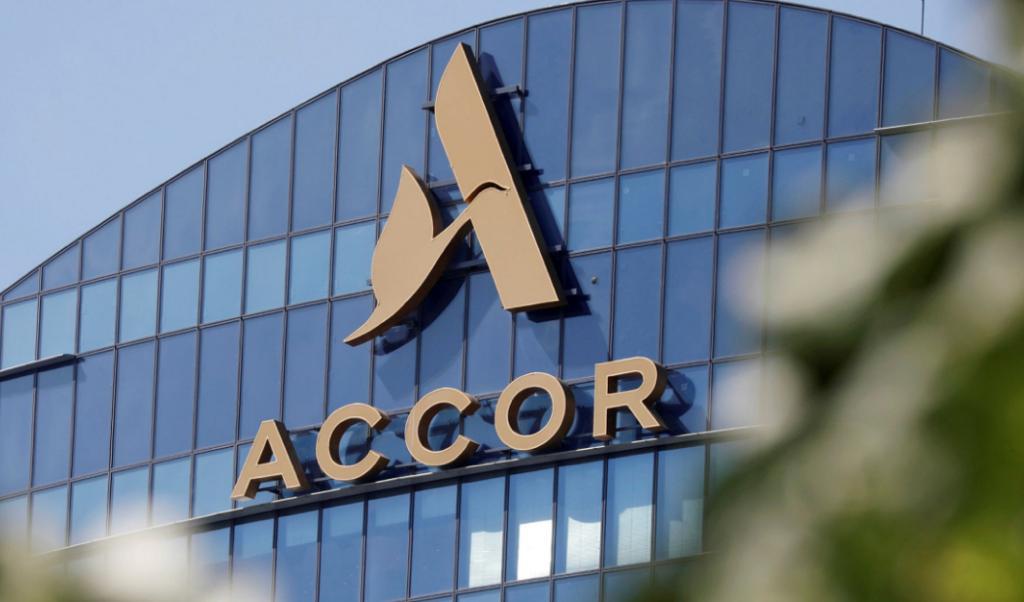 "أكور" تبيع حصصها في "ريسما"