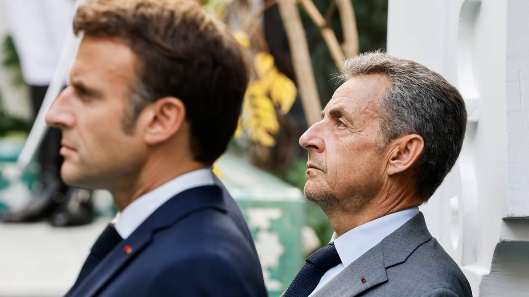 ساركوزي يحذر ماكرون من خطر "بناء صداقة مصطنعة" مع الجزائر على العلاقات مع المغرب