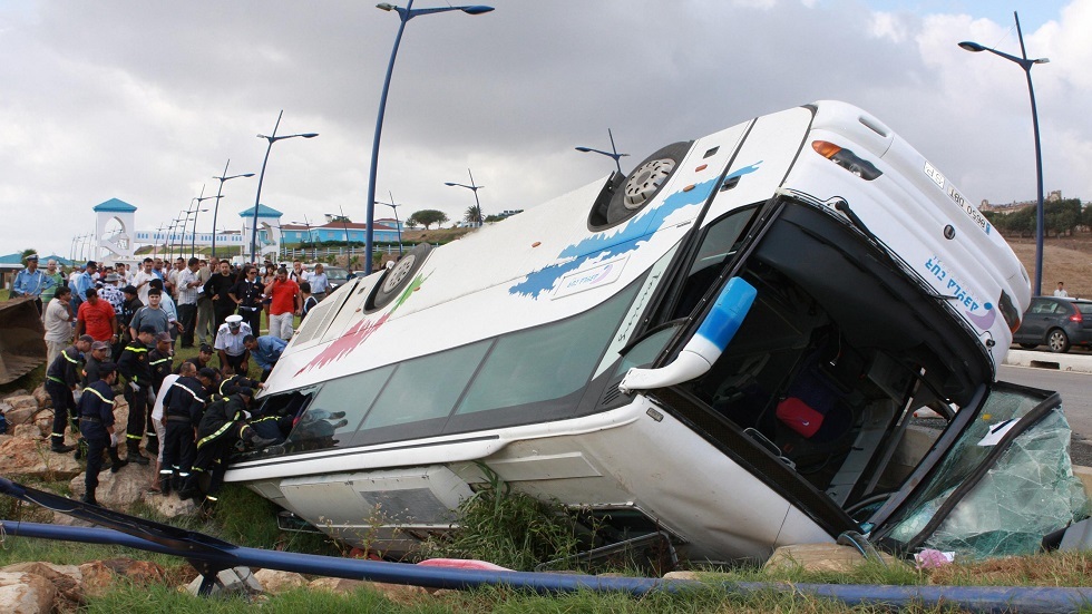 سطات: إصابة 35 شخصا، اثنان منهم  في خطر إثر انقلاب حافلة لنقل المسافرين