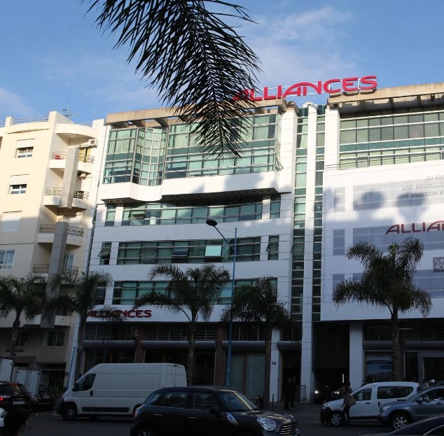 "أليانس دارنا" تخفض صافي ديونها خلال ثالث فصول السنة