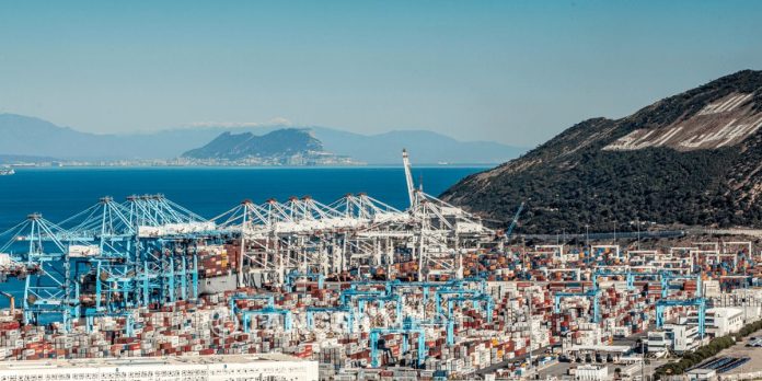 ميناء طنجة المتوسط يعرض خدماته على مصدري جهة سوس ماسة