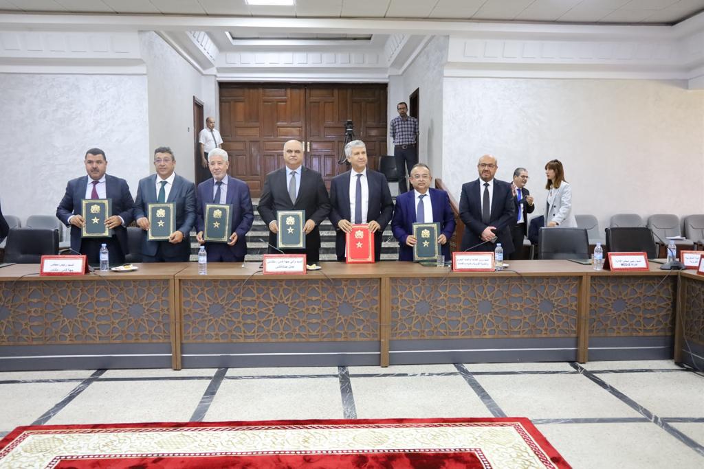 بناء مجزرة وسوقين للأسماك والمواشي.. صديقي يدشن سلسلة مشاريع بجهة فاس- مكناس