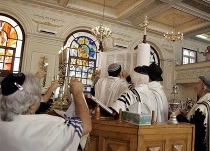 إقامة صلاة الاستسقاء بالمعابد اليهودية في المملكة