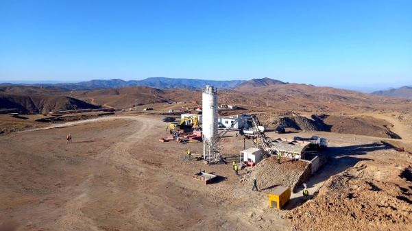 "آيا غولد أند سيلفر" الكندية تتقدم في تجهيز منجم "زكوندر"