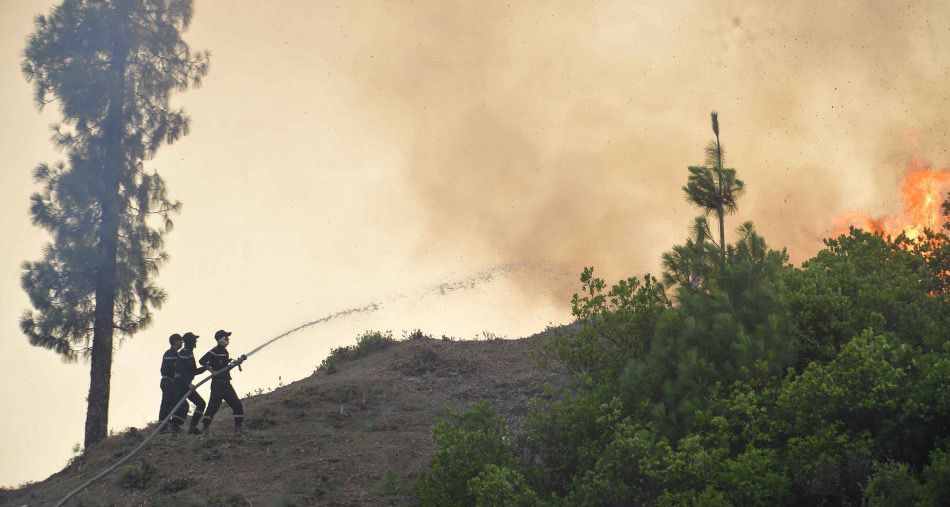 مصرع 3 أفراد من الوقاية المدنية في حرائق المضيق- الفنيدق