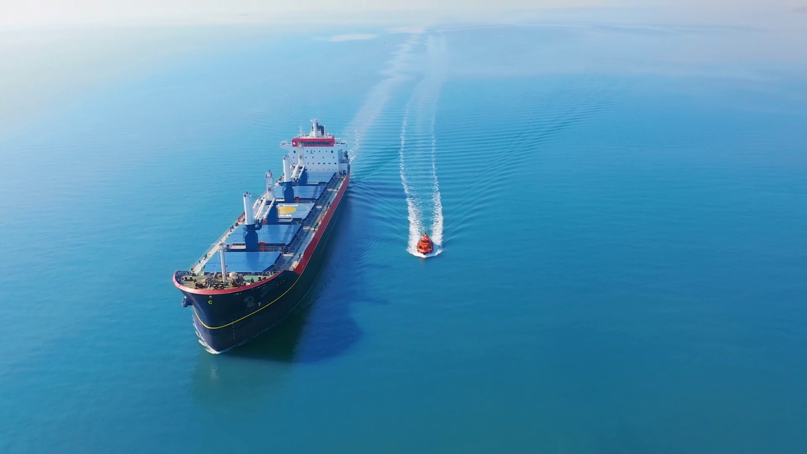 تعليق الرحلات البحرية بين إسبانيا والمغرب بسبب الإضرابات الجوية