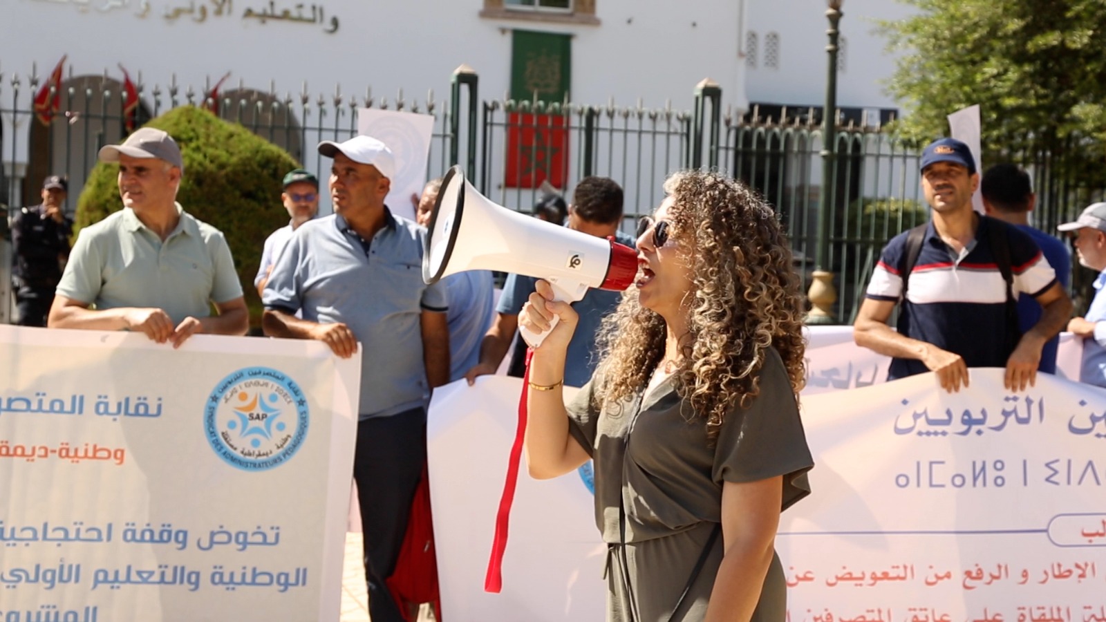 الحكومة تربط ترقية المتصرفين بالحوار الاجتماعي