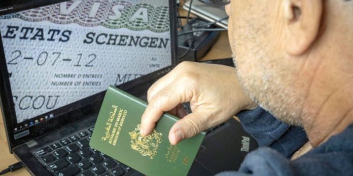 السفارة الفرنسية تغلق المنصة الإلكترونية لتقديم طلبات "الفيزا" مؤقتا