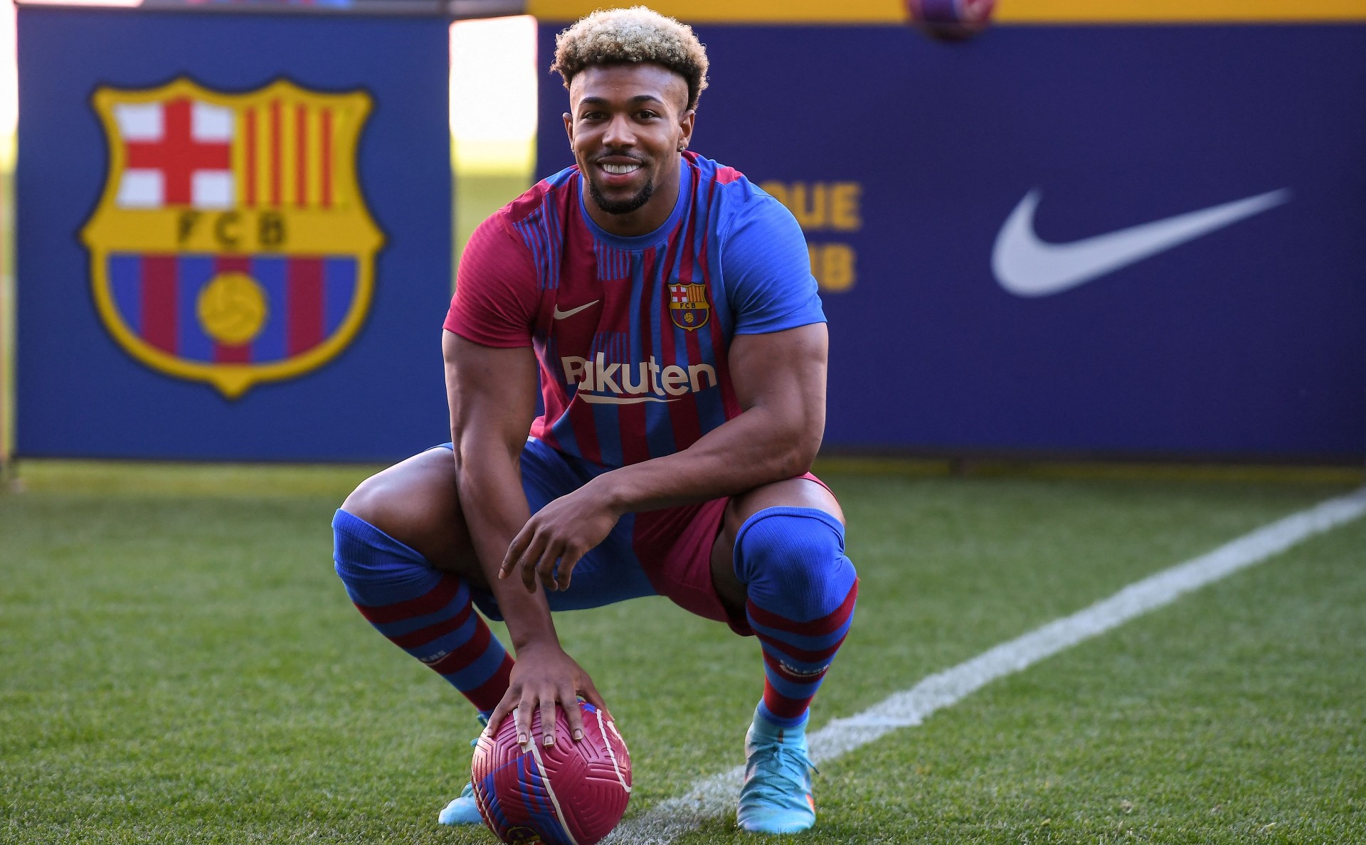 الفيفا يكشف عن قيمة انتقالات اللاعبين في الميركاتو الشتوي