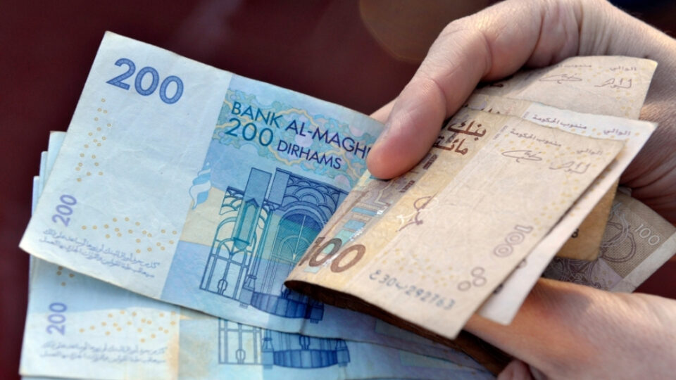 عجز السيولة البنكية يتفاقم إلى 155,4 مليار درهم