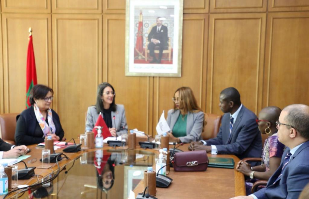 نادية فتاح توقع مذكرة تفاهم مع "مؤسسة التمويل الأفريقية"