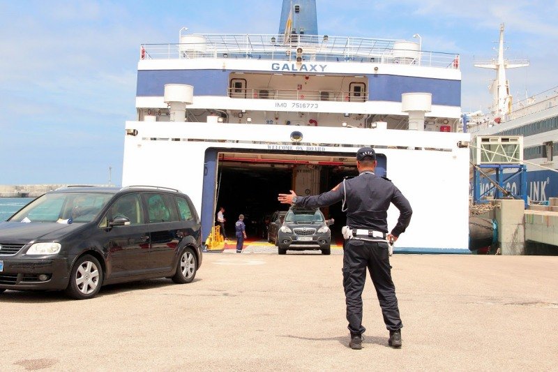 الموانئ البحرية مغلقة في وجه المسافرين حتى إشعار آخر