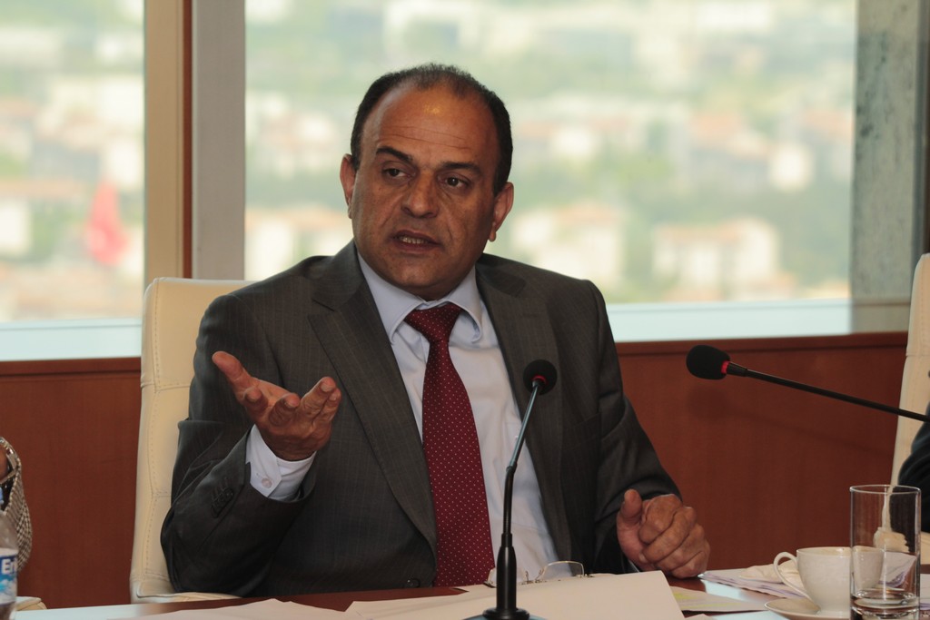 بعد أربعة أشهر من تعيينه بالرباط.. رئيس مكتب الاتصال الإسرائيلي يعلن مغادرته المغرب