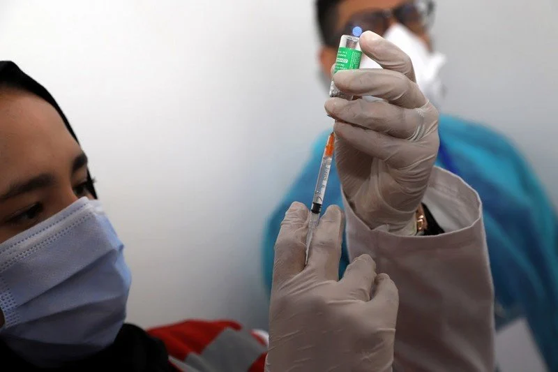 إصابات كورونا تواصل صعودها وسط الأسبوع