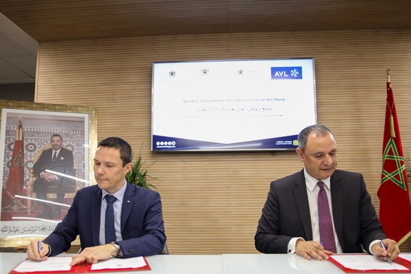 مزور يوقع بروتوكول مع AVL المغرب لترحيل أنشطة الهندسة والبحث والتّطوير