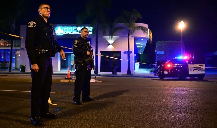 9 قتلى في حادث إطلاق نار بكاليفورنيا