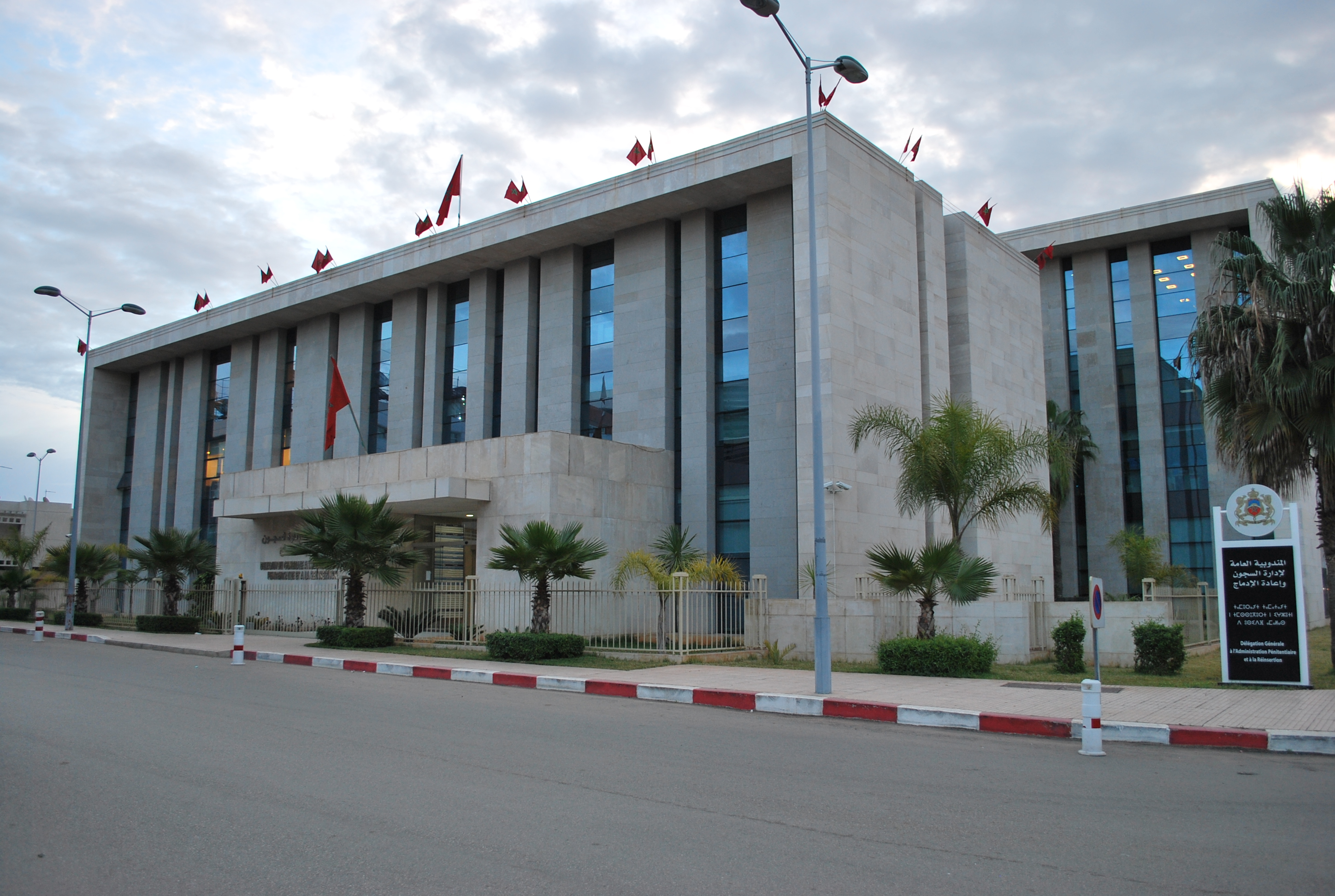 حركية السجناء.. 49.7 ألف قرار ترحيل+ مبيان