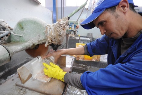 دعوات إلى تبسيط المساطر الإدارية لدعم الصناعة المغربية