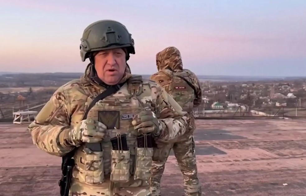 قائد "فاغنر" بين قتلى تحطم طائرة خاصة في روسيا