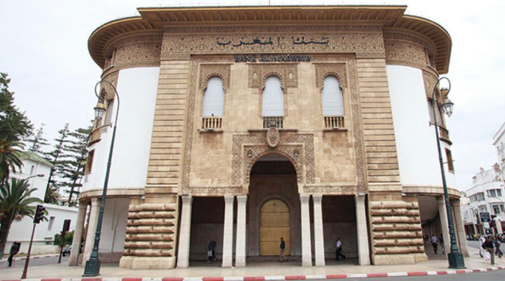 زهوي: معاقبة 12 بنكا وشركة تمويل ومؤسسة أداء