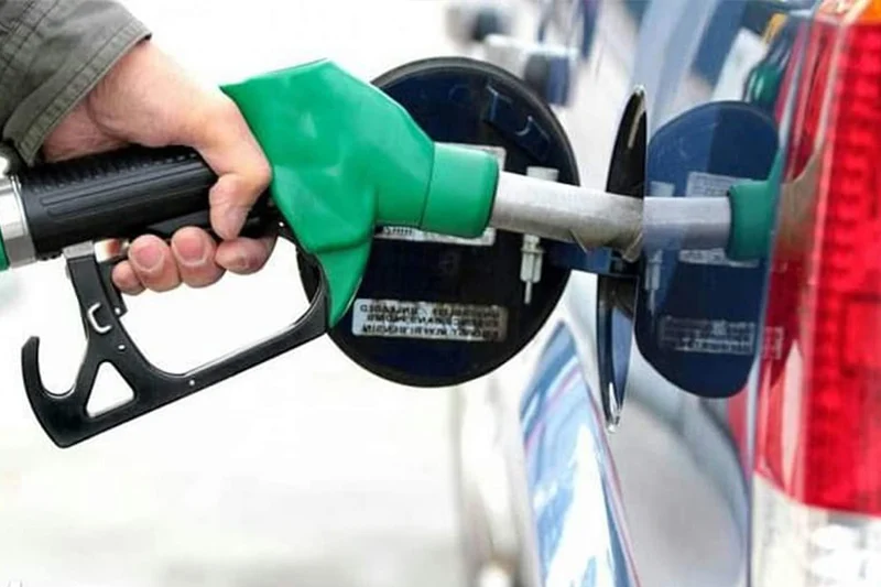 بخلاف التوقعات.. أسعار النفط تتراجع لأقل من 90 دولاراً للبرميل