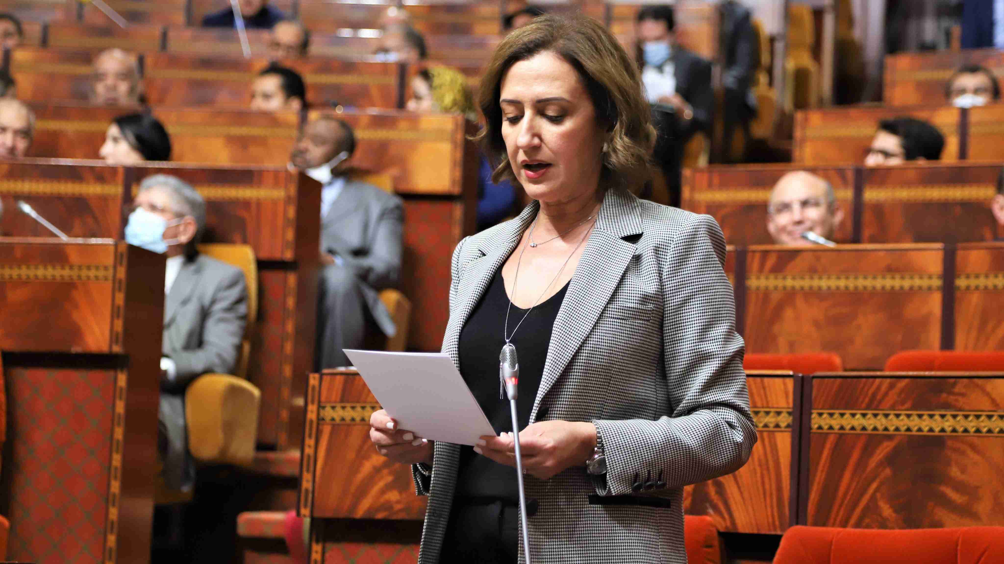 برنامج "فرصة" يدعم أكثر من 21 ألف حامل مشروع ويمدد آجال سداد القروض للمتعثرين