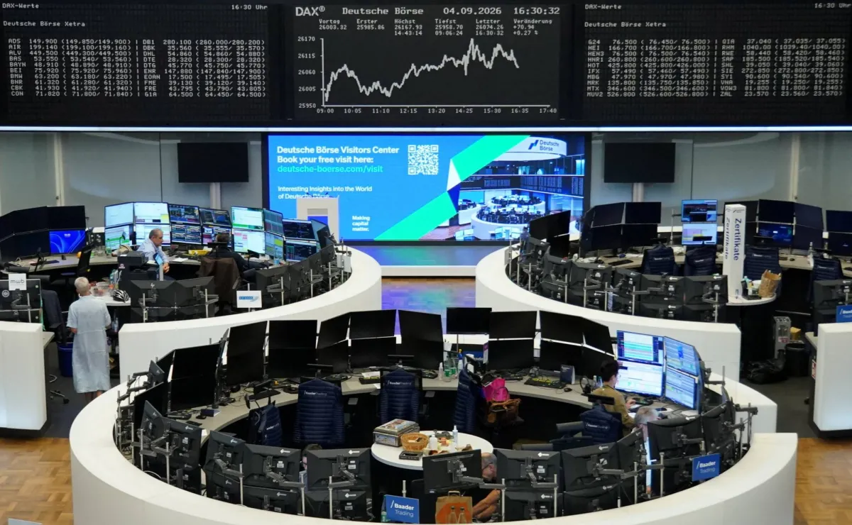البورصات الأوروبية تستهل الأسبوع على ارتفاع بقيادة الأسهم البنكية