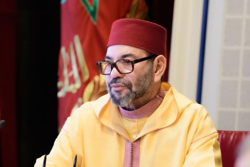 الملك يعزي في أسطورة الكرة العالمية "بيليه"