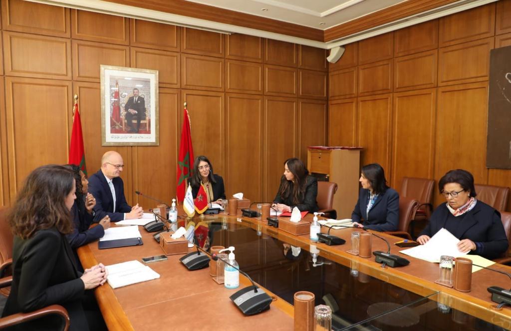 تمويل إضافي لدعم جماعة البيضاء.. العمدة توقع اتفاقيتي قرض وضمان بـ94.7 مليون أورو مع البنك الدولي