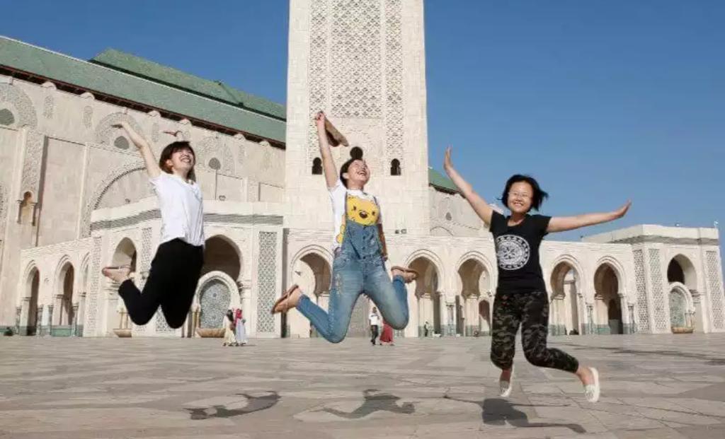سياحة.. عودة قوية للسياح الصينيين إلى المغرب في رحلات جماعية