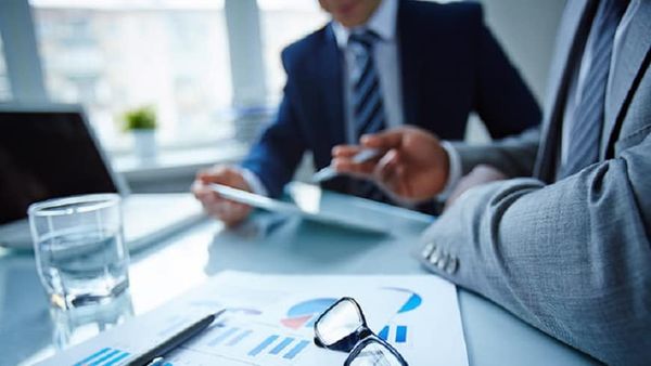 المغرب يحتضن 20 شركة يتجاوز رقم معاملاتها مليار دولار + إنفوغراف