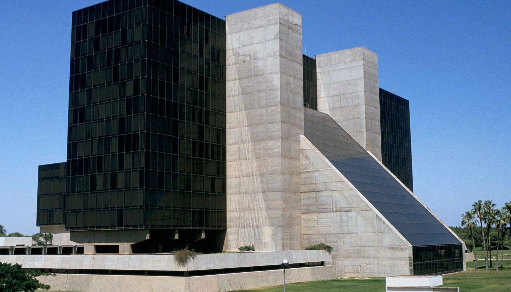 مجموعة "Koch" الأمريكية تنهي عملية اقتناء 50 % من فرع المجمع الشريف للفوسفاط