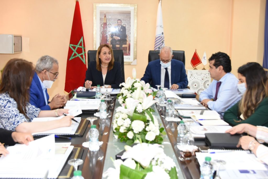 المصادقة على استثمارات بـ840 مليارا في جهة طنجة