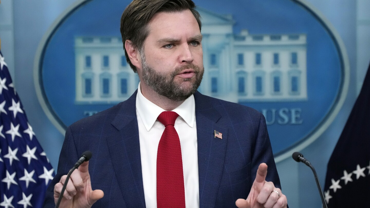 نائب الرئيس الأمريكي: تقدم إيجابي ومحادثات بناءة مع طهران