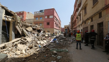 "البام" يدخل على خط مصرع 3 أشخاص في انهيار منزل بدرب السلطان