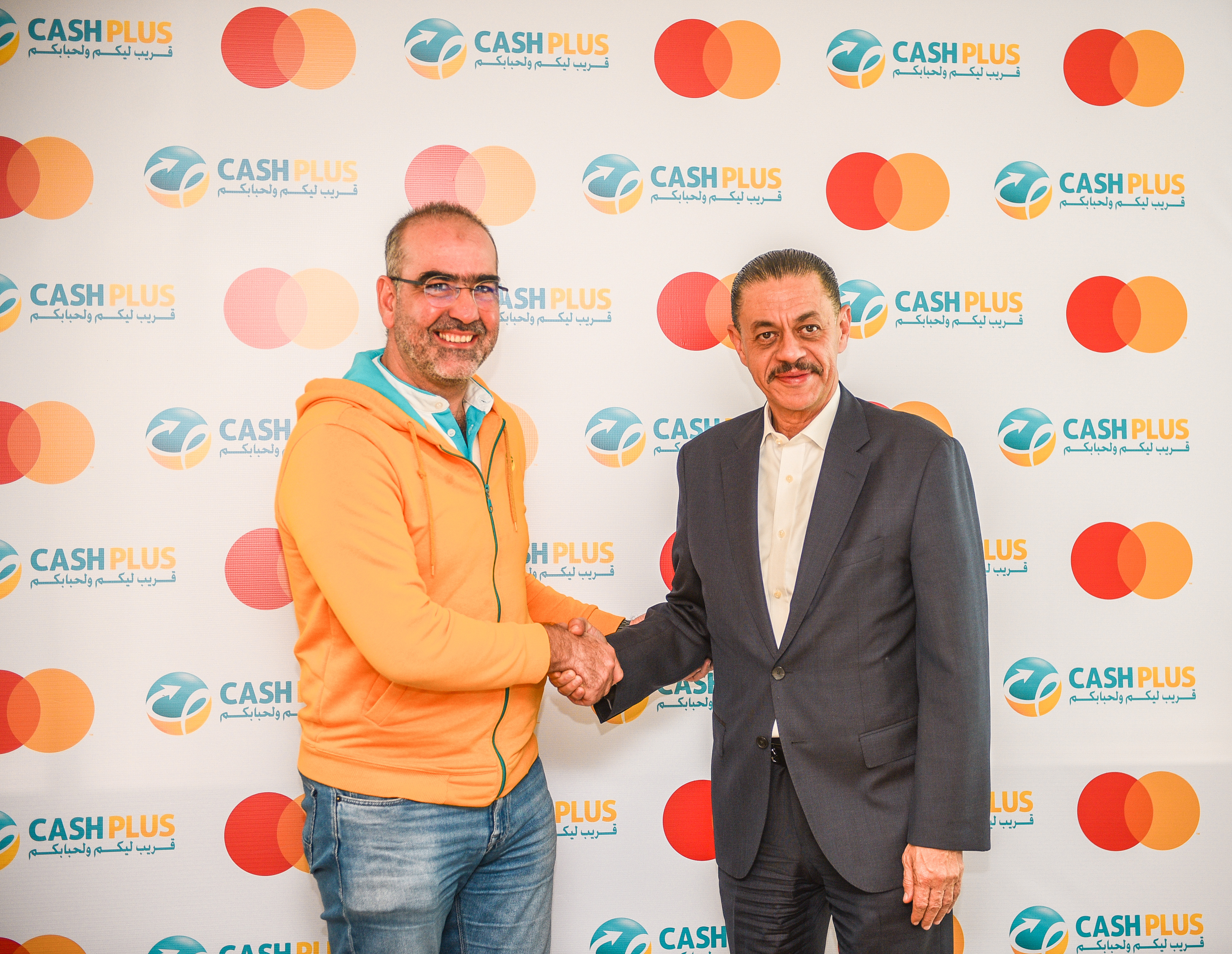 توقيع شراكة بين "ماستر كارد" و"كاش بلوس" لإطلاق بطاقة ائتمان دولية