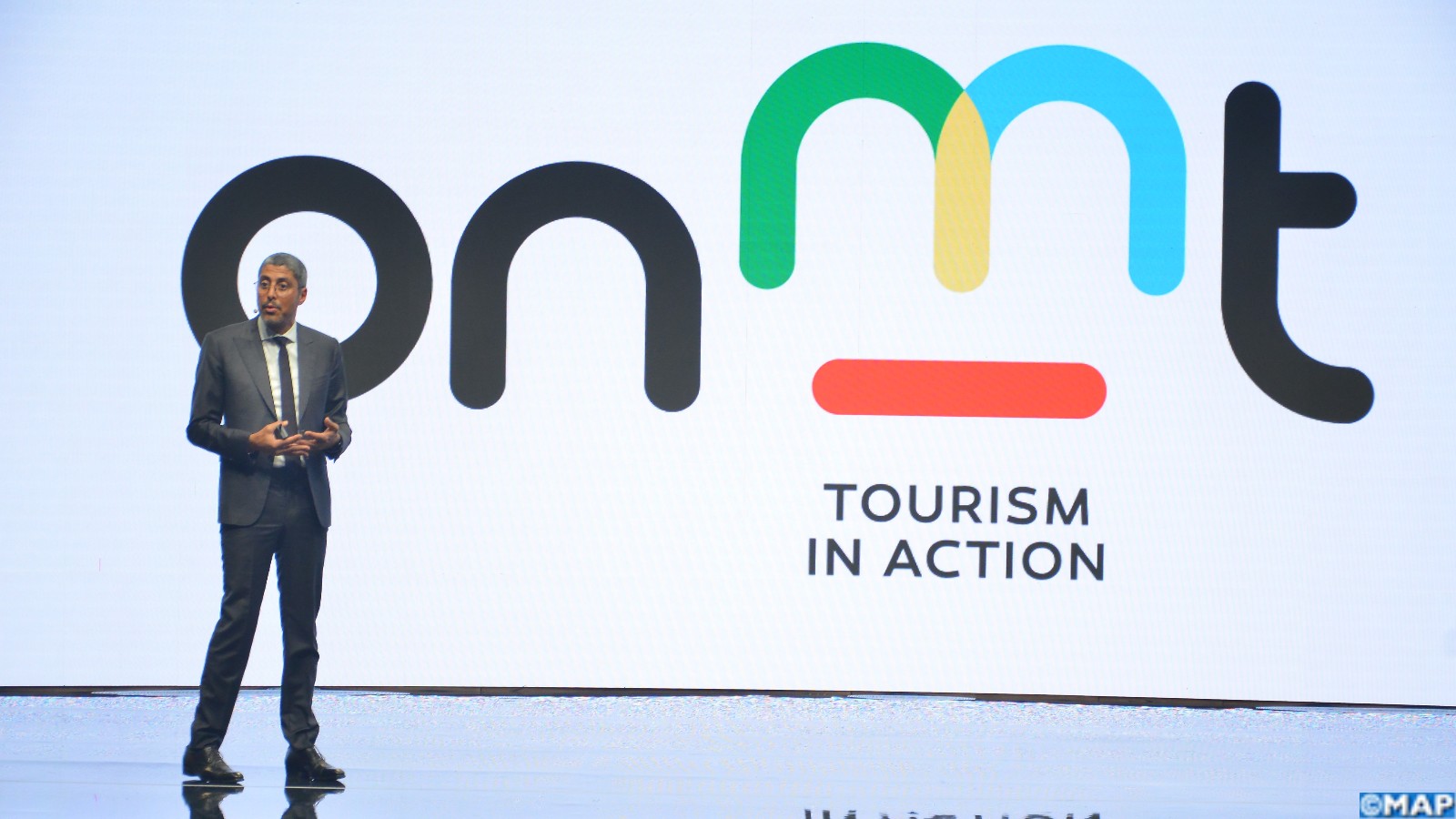 المكتب المغربي للسياحة يروج للوجهات المغربية بحملته "أرض الأنوار"