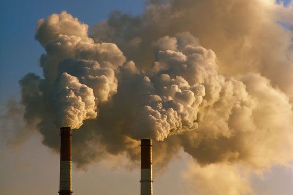 الحكومة سن ضريبة الكربون في 2024