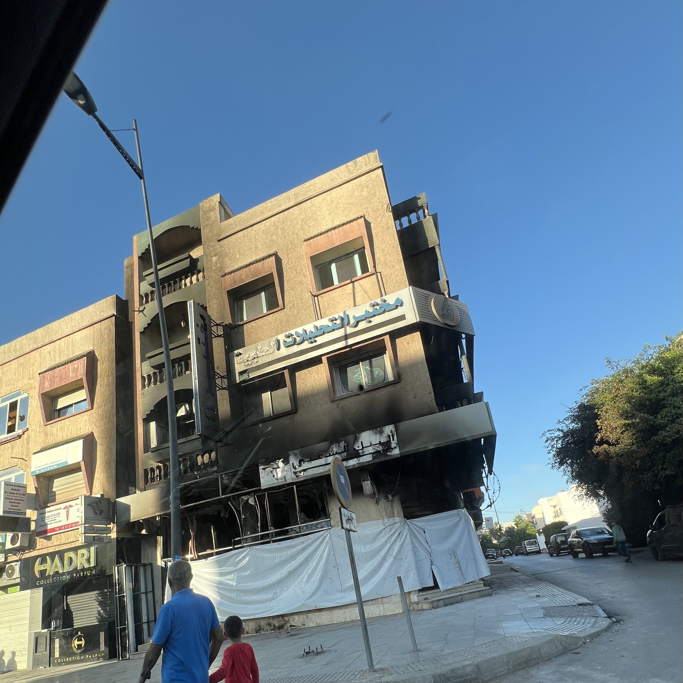 النيابة العامة بالرباط تحيل متهمي أحداث سلا على التحقيق وتقرر إيداعهم السجن