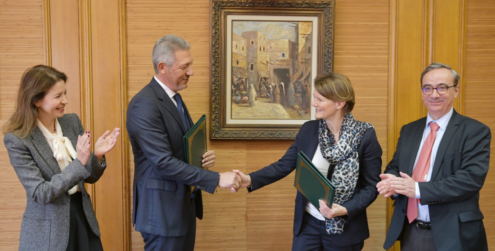 "هولماركوم" تنهي الشطر الأول من عملية الاستحواذ على رأس مال "مصرف المغرب"