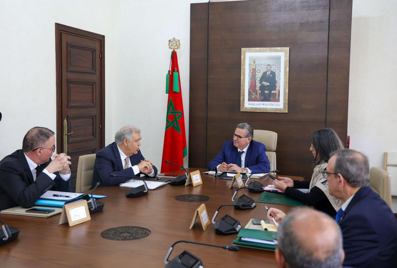 دعم حكومي جديد لمهنيي النقل لمواجهة ارتفاع أسعار المحروقات