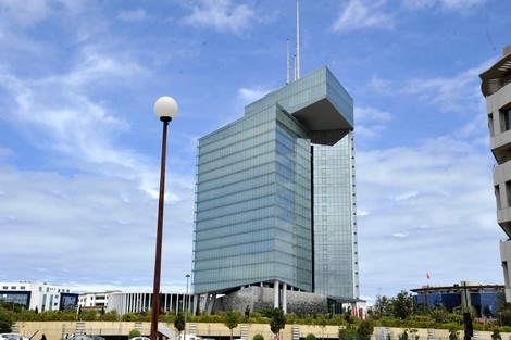 سهم "اتصالات المغرب" يستهل تداولات البورصة مرتفعا