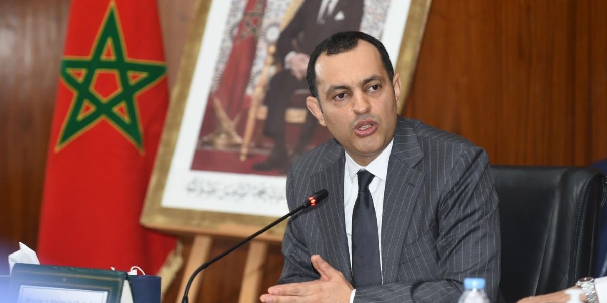 السكوري يوقع اتفاقيات شراكة مع 14 جمعية لحماية حقوق المرأة والطفل