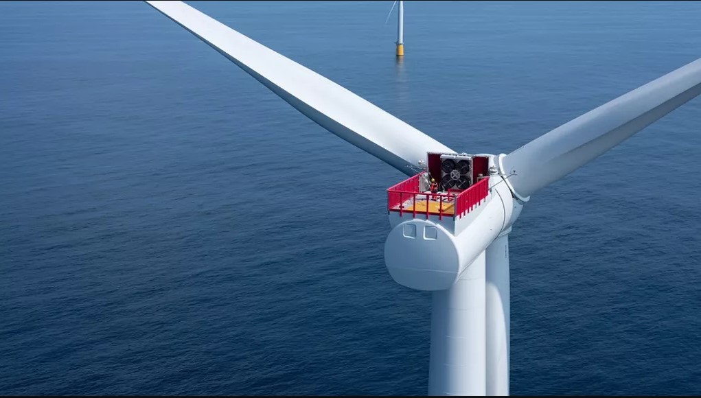 النرويج تطلق أكبر محطة رياح عائمة في العالم