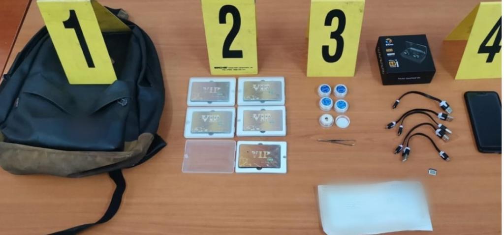 الغش في الامتحانات.. تنسيق استخباراتي يطيح بثلاثة أشخاص روجوا تجهيزات إلكترونية في تطوان